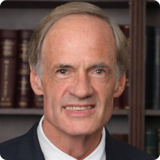 Official portrait of U.S. Senator Tom Carper (D-DE)